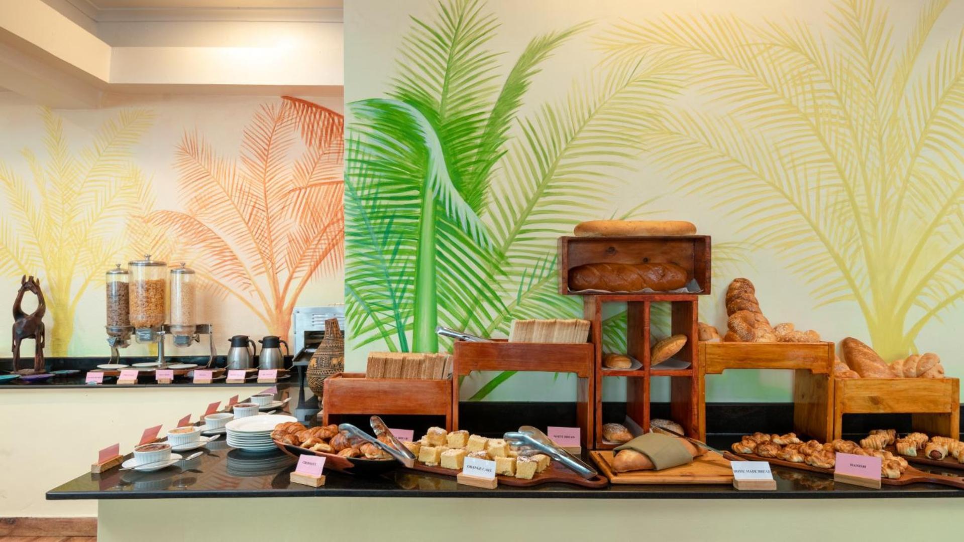 Coral Beach Hotel ダル・エス・サラーム エクステリア 写真